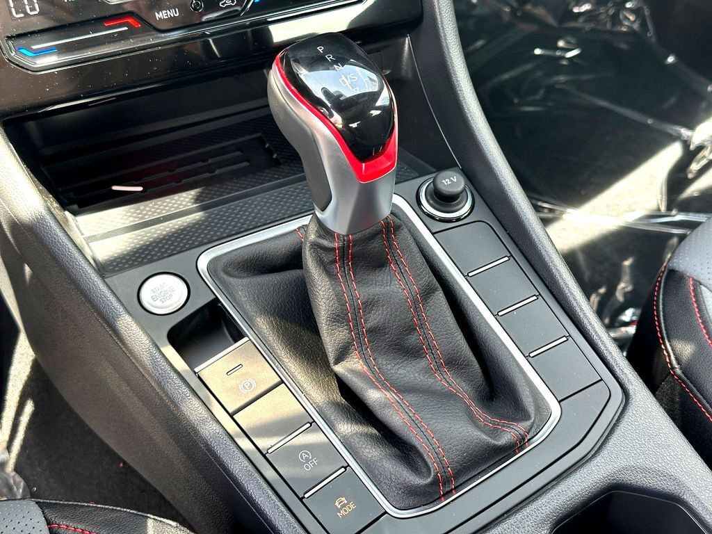 New 2026 Volkswagen Jetta GLI Autobahn FWD image 15