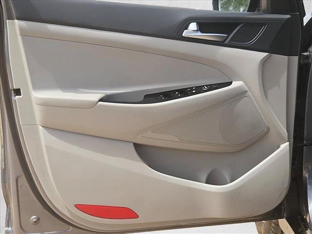 Used 2021 Hyundai Tucson Value FWD image 10