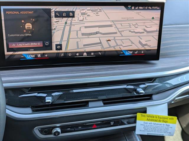 Used 2025 BMW X7 xDrive40i AWD/4WD image 15