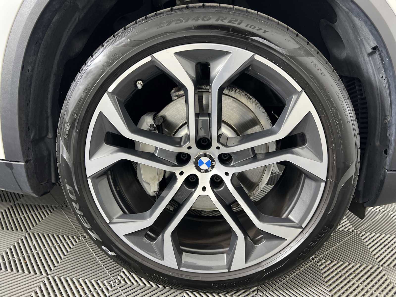 Used 2021 BMW X5 sDrive40i w/ Convenience Package image 23