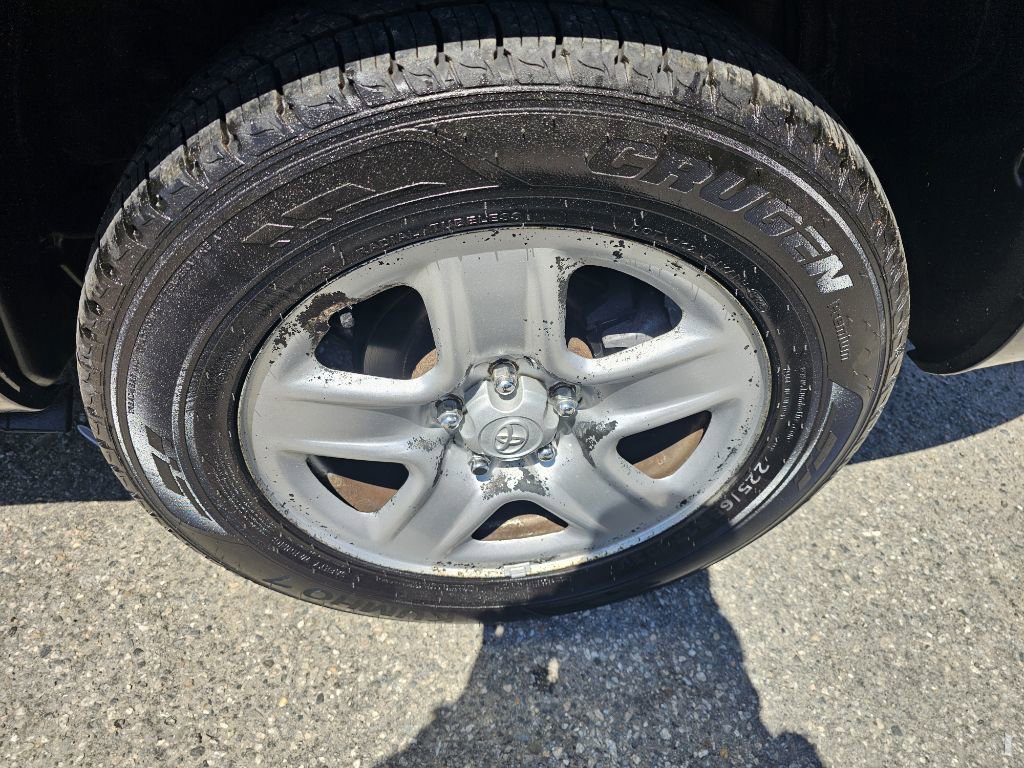 Used 2010 Toyota RAV4 4WD w/ 3rd Row image 30