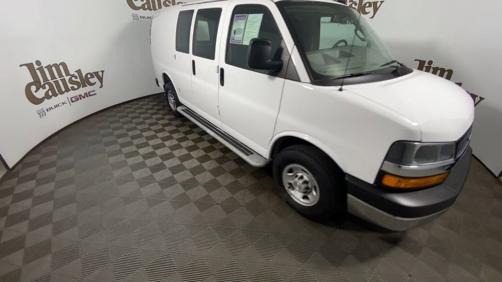Used 2024 Chevrolet Express 2500 w/ Driver Convenience Package RWD image 2