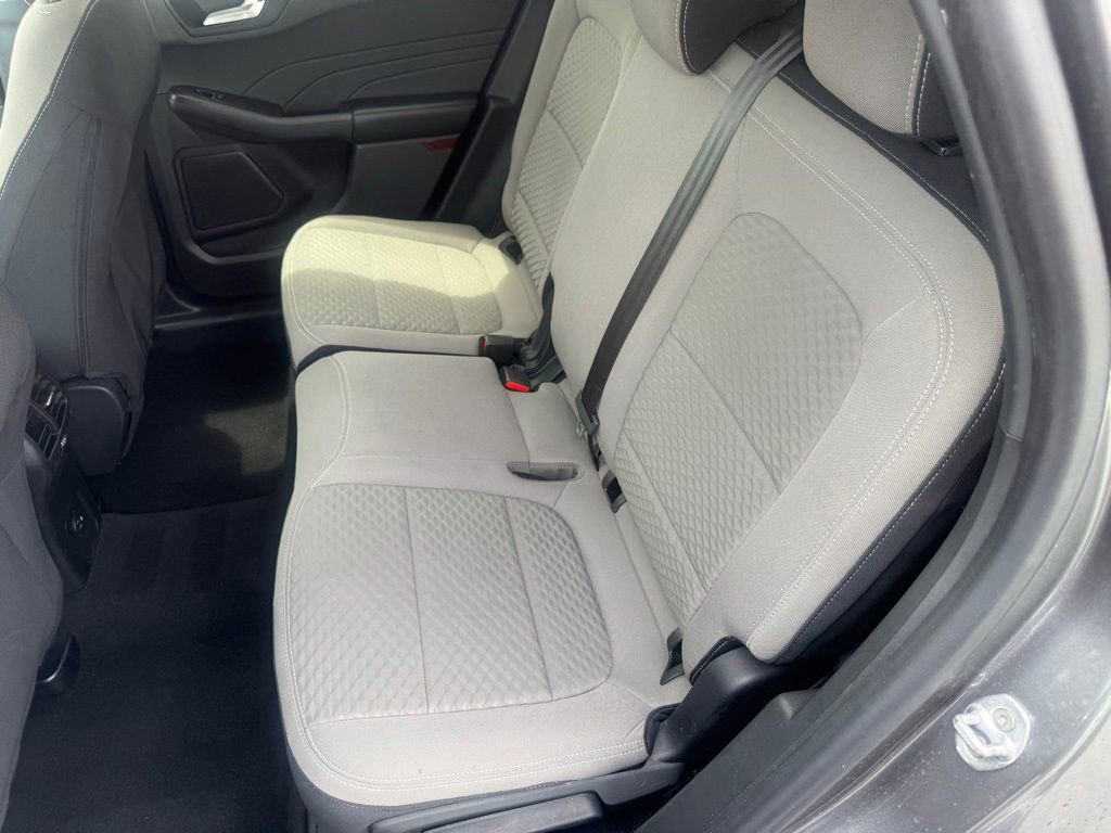 Used 2021 Ford Escape SE FWD image 28