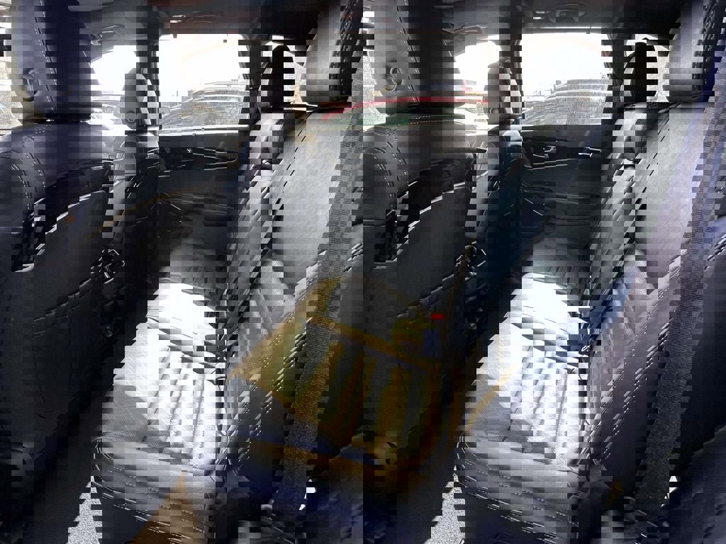 Used 2019 Kia Sorento SX image 10