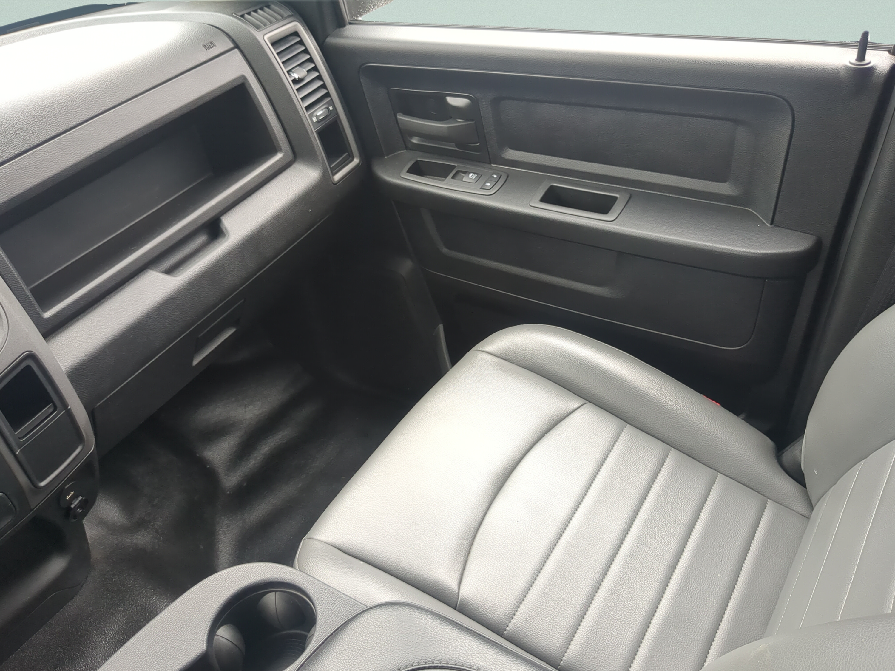 Used 2022 RAM 1500 Tradesman w/ Trailer Tow Group AWD/4WD image 13