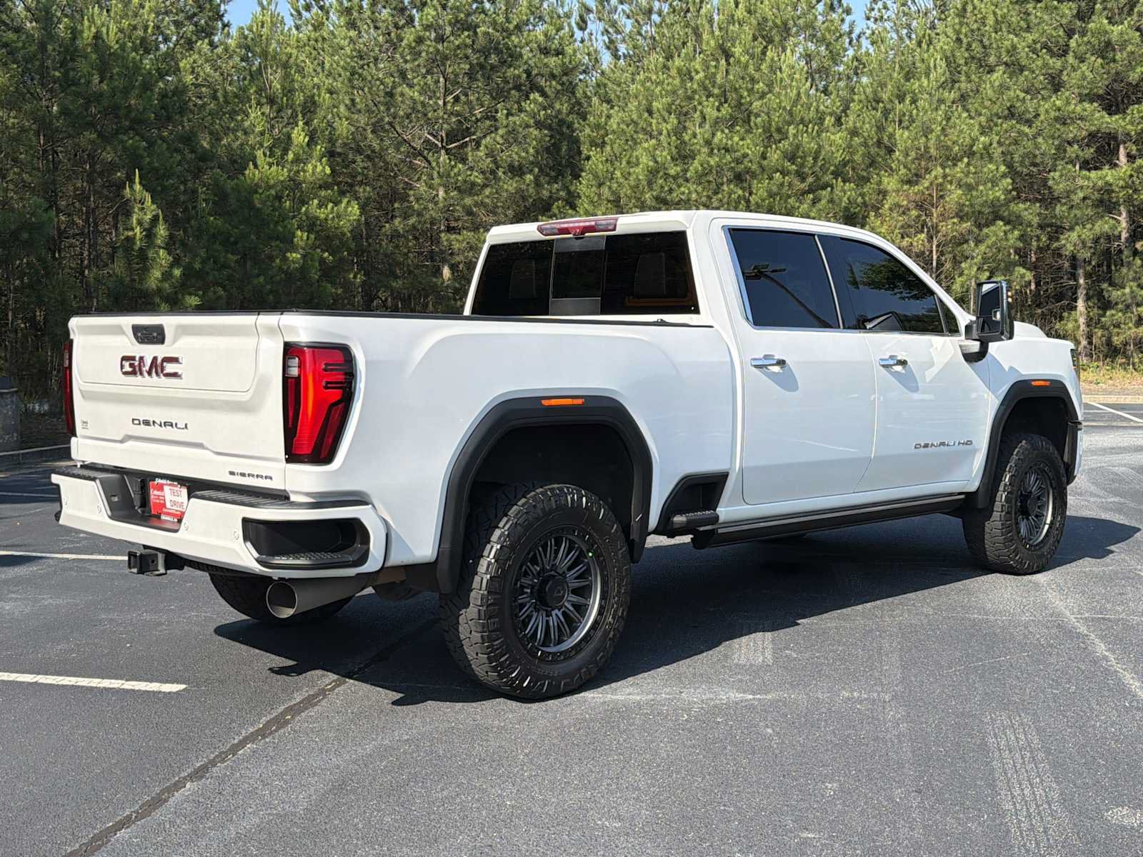 Used 2024 GMC Sierra 2500 Denali w/ Denali Reserve Package AWD/4WD image 36