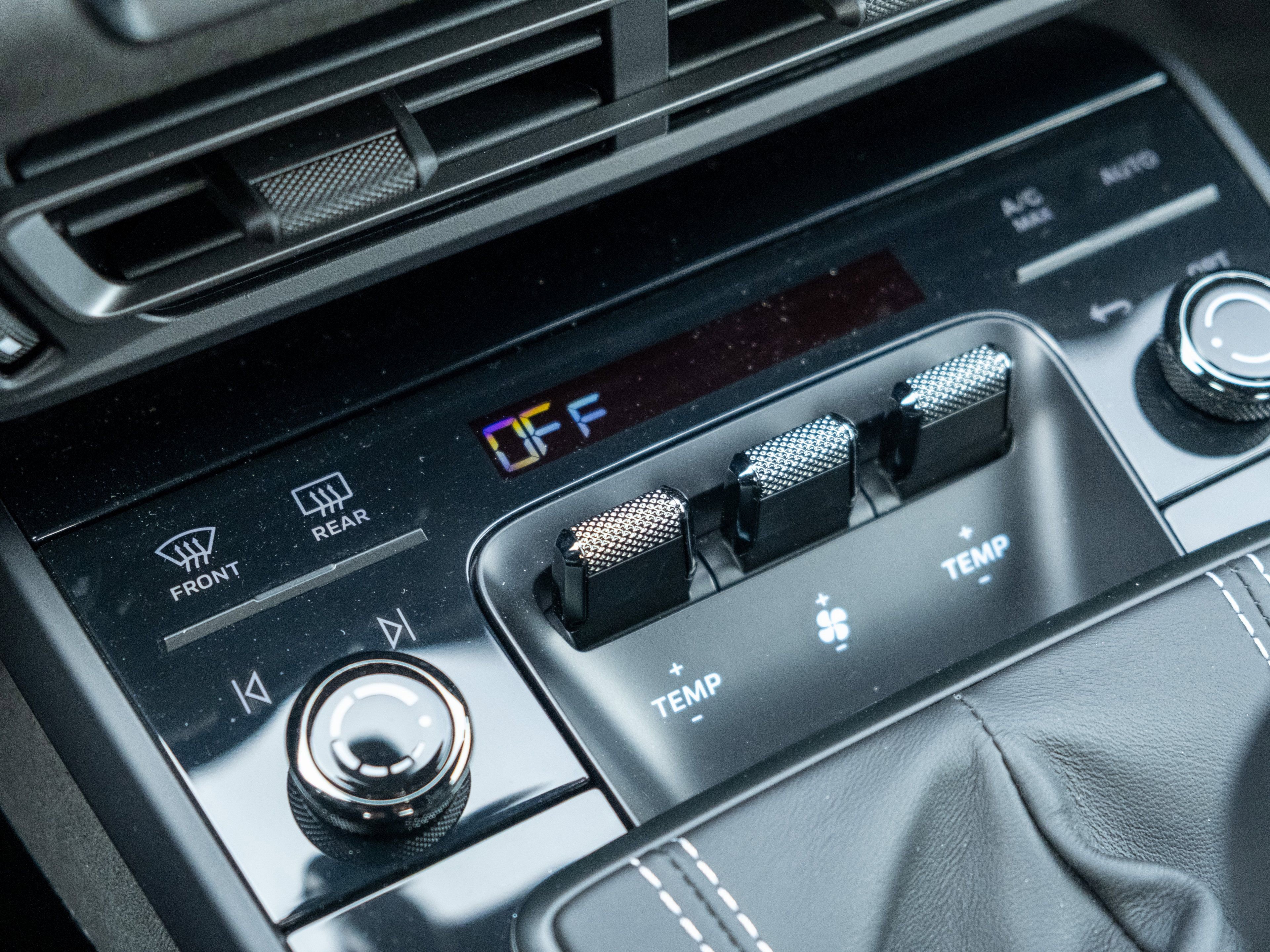 Certified 2024 Porsche 911 GT3 image 32