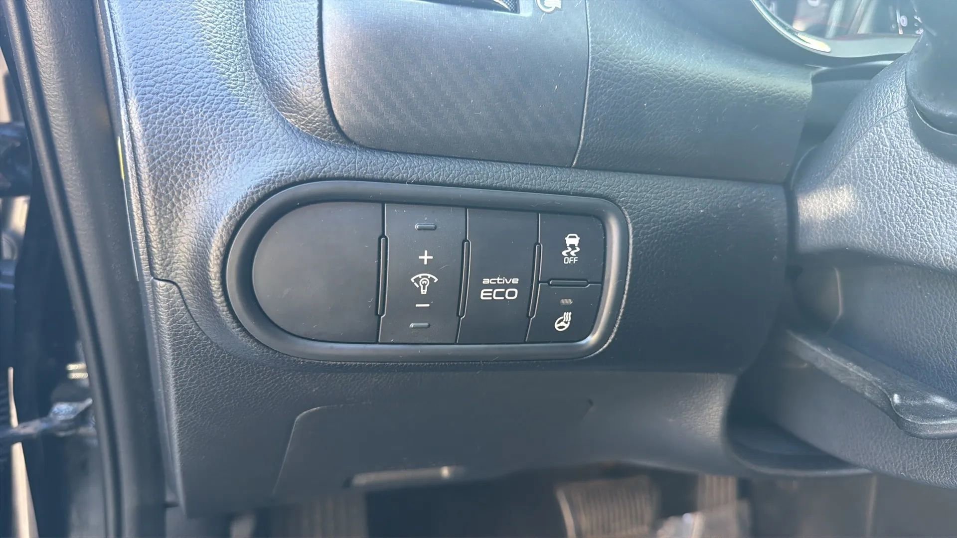 Used 2015 Kia Forte EX w/ EX Premium Package FWD image 26