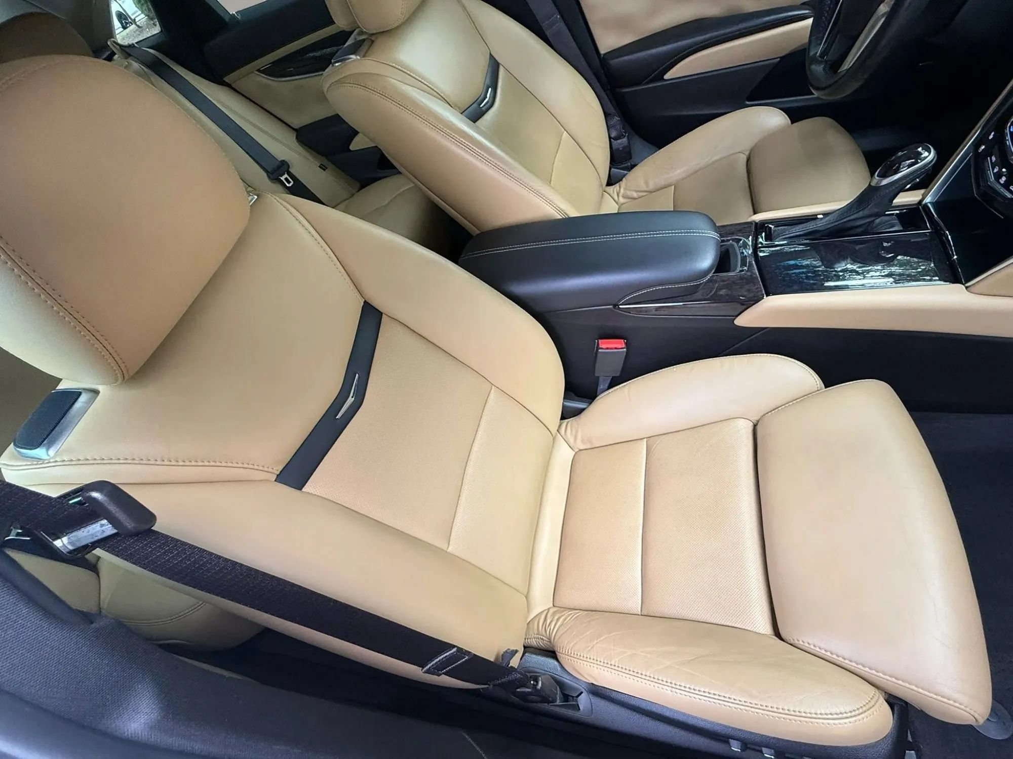 Used 2013 Cadillac XTS Premium FWD image 17