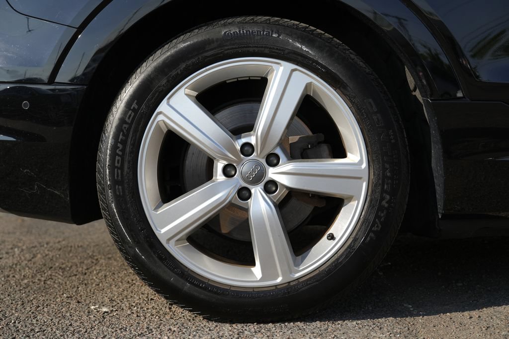 Used 2019 Audi e-tron Prestige AWD/4WD image 11