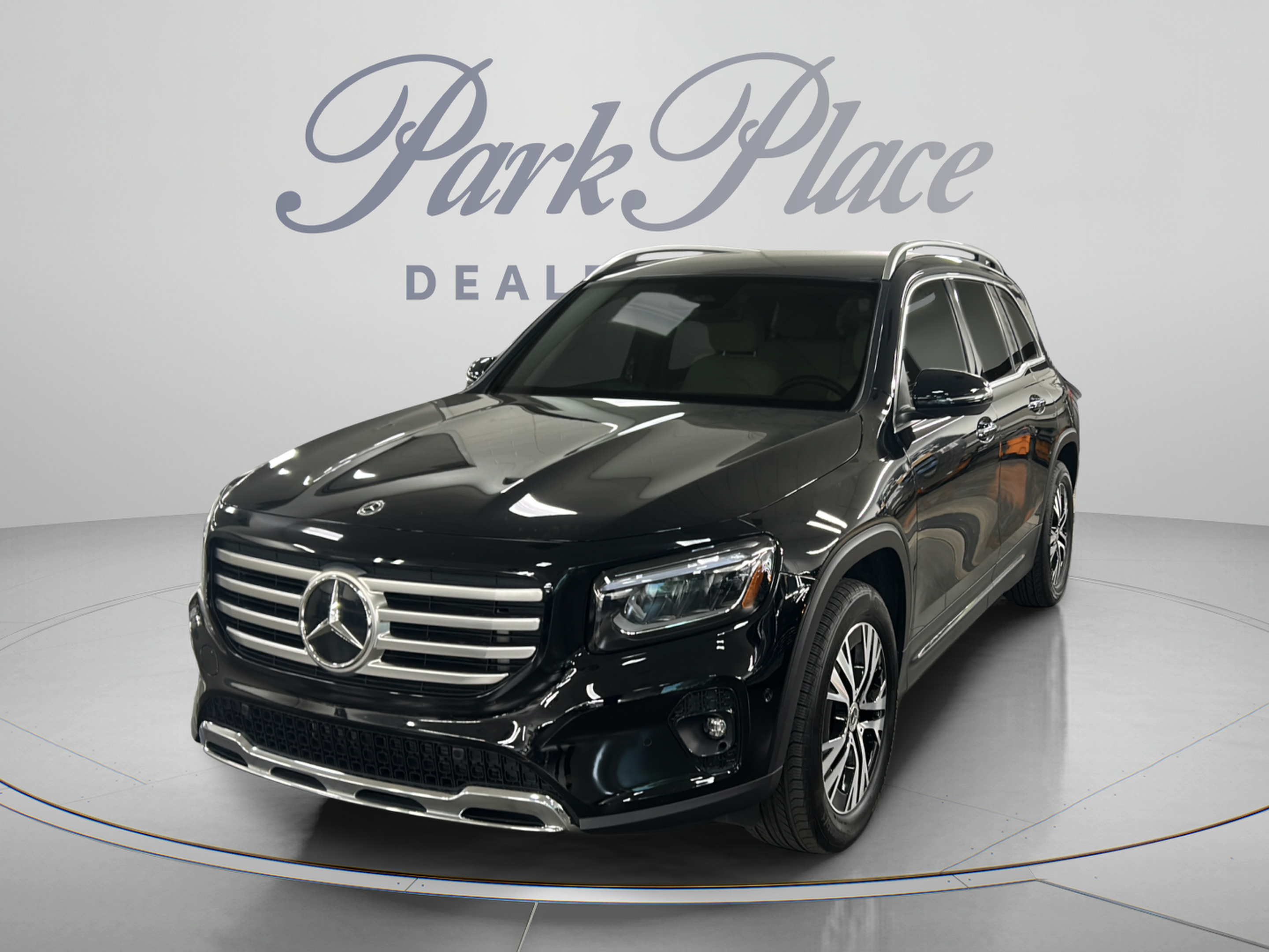 New 2025 Mercedes-Benz GLB 250 image 1