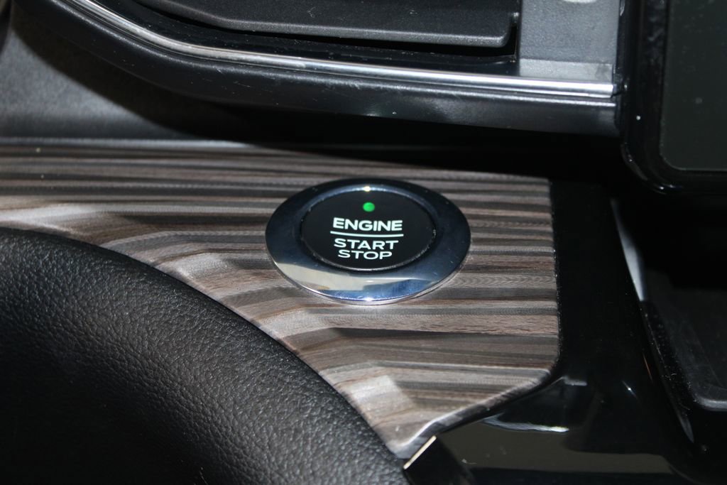 Used 2021 Ford Explorer Limited w/ Equipment Group 301A image 44