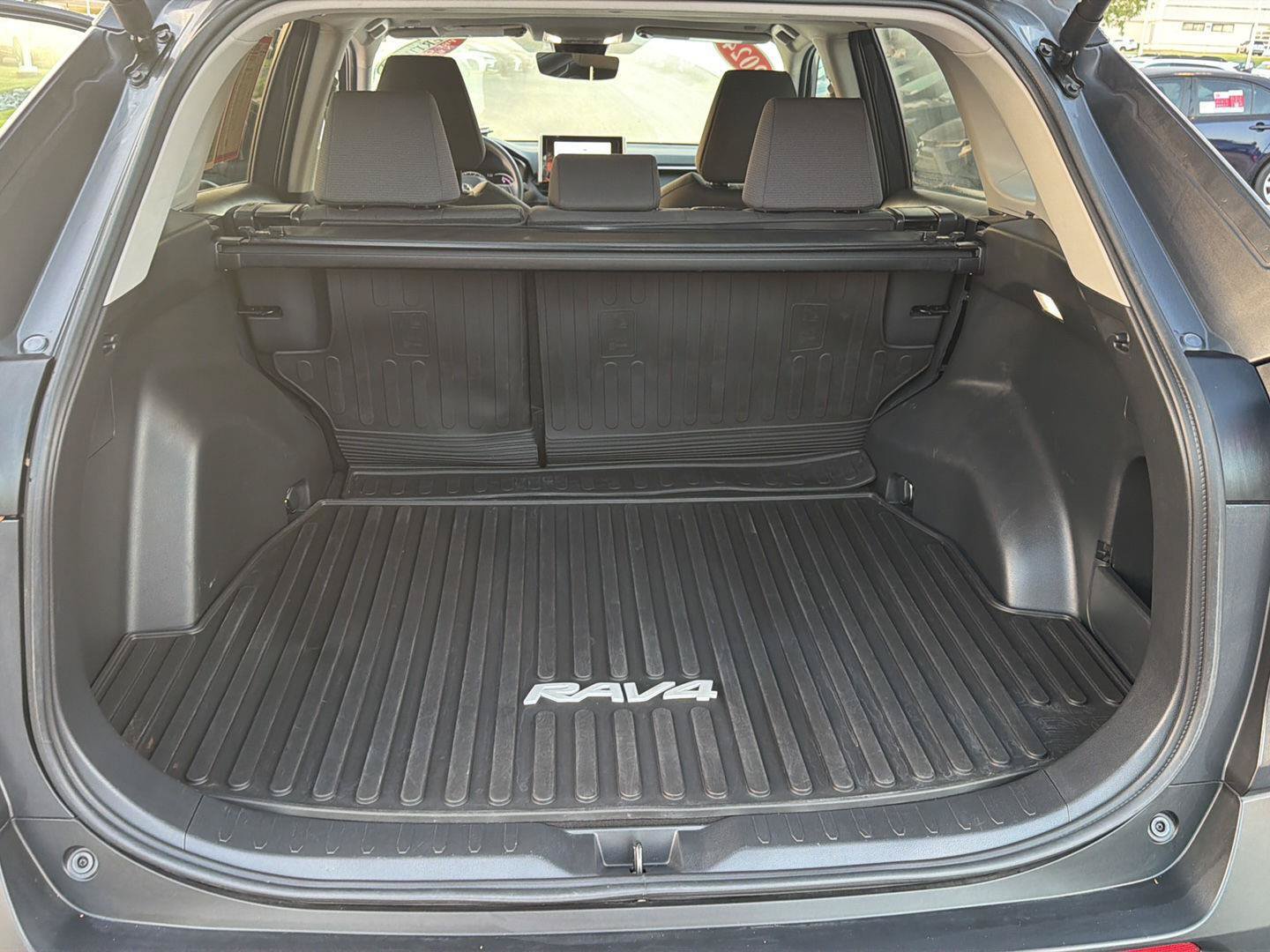 Certified 2024 Toyota RAV4 XLE w/ Convenience Package FWD image 33