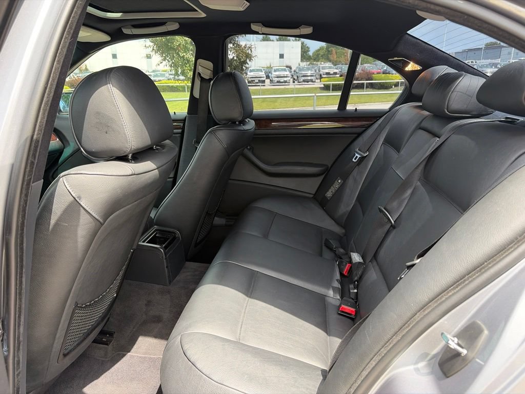 Used 2004 BMW 325i Sedan RWD image 34