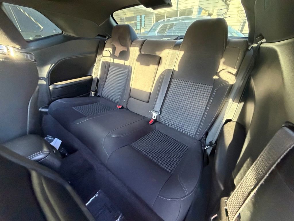 Used 2018 Dodge Challenger SXT w/ Blacktop Package image 8
