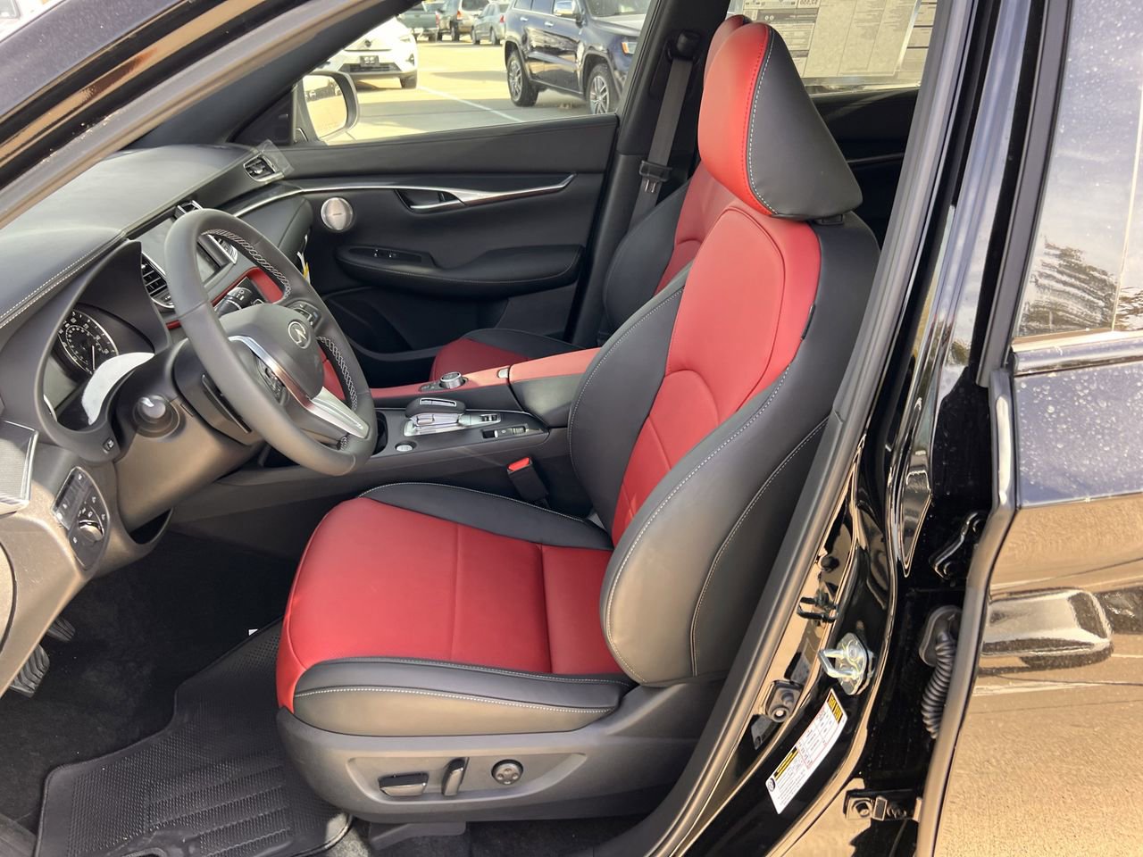 New 2025 INFINITI QX50 Sport image 22