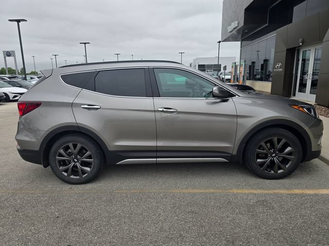 Used 2018 Hyundai Santa Fe Sport AWD/4WD image 2