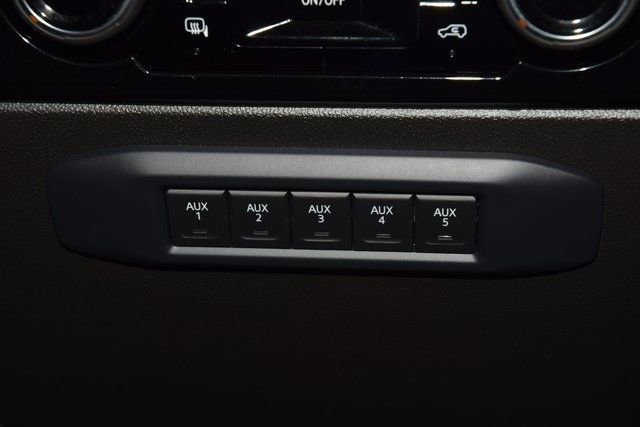 Used 2024 Chevrolet Silverado 3500 LT image 23