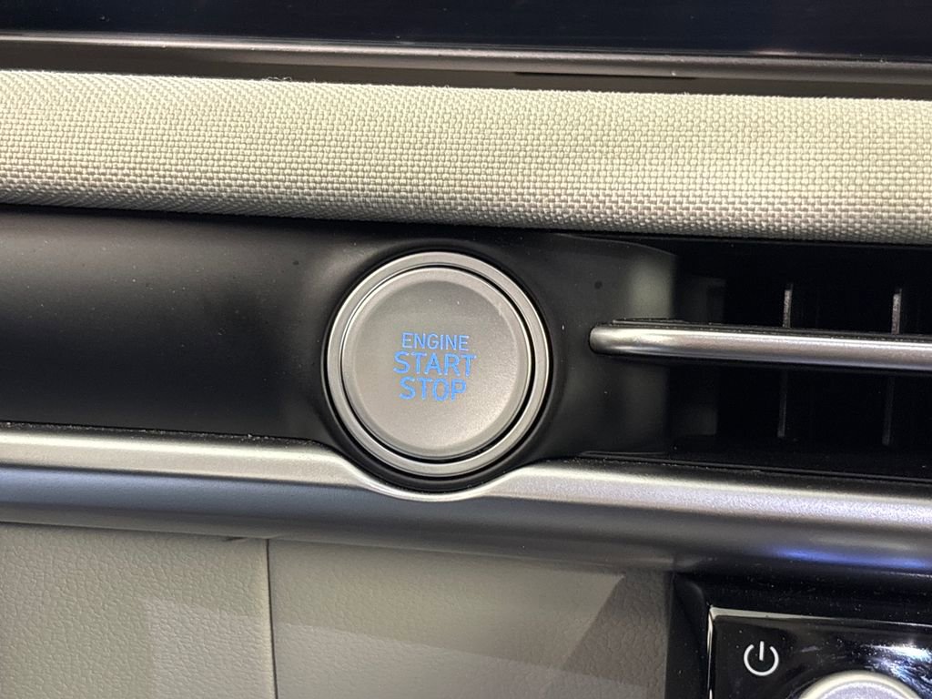 Used 2025 Hyundai Tucson Limited image 23