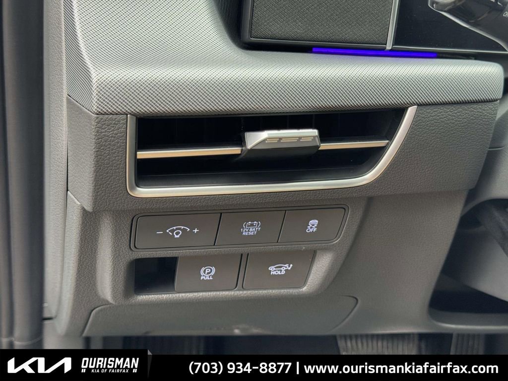 Used 2024 Hyundai Sonata Limited image 15