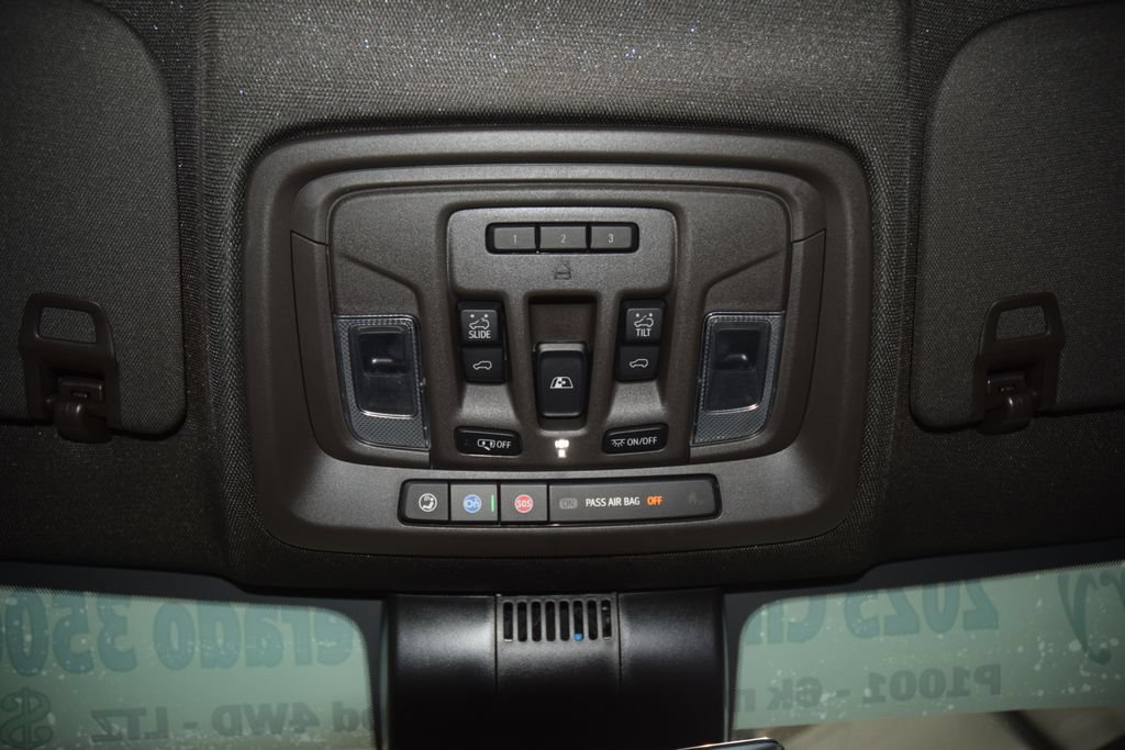 Used 2025 Chevrolet Silverado 3500 LTZ w/ LTZ Premium Package AWD/4WD image 58