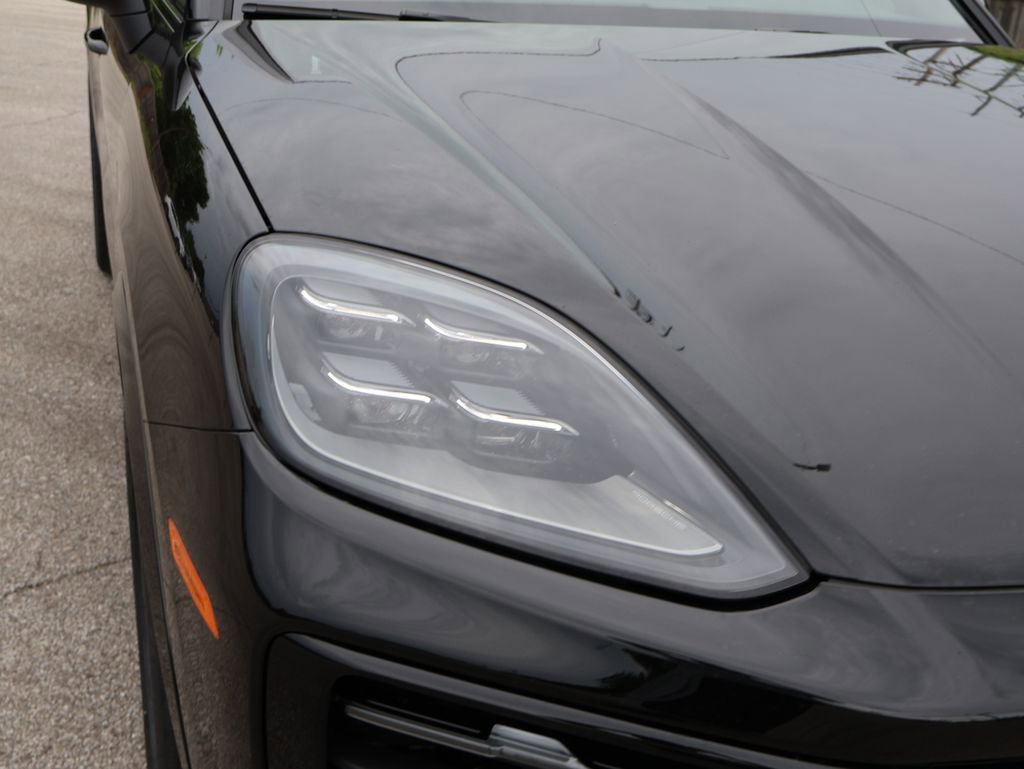 New 2026 Porsche Cayenne AWD/4WD image 14