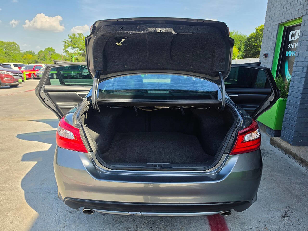 Used 2016 Nissan Altima 2.5 SL w/ 2.5 Technology Package FWD image 25