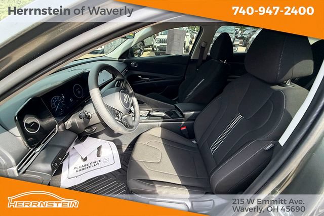 Used 2024 Hyundai Elantra SEL FWD image 16