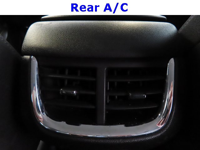 Used 2023 Chevrolet Malibu LT image 31