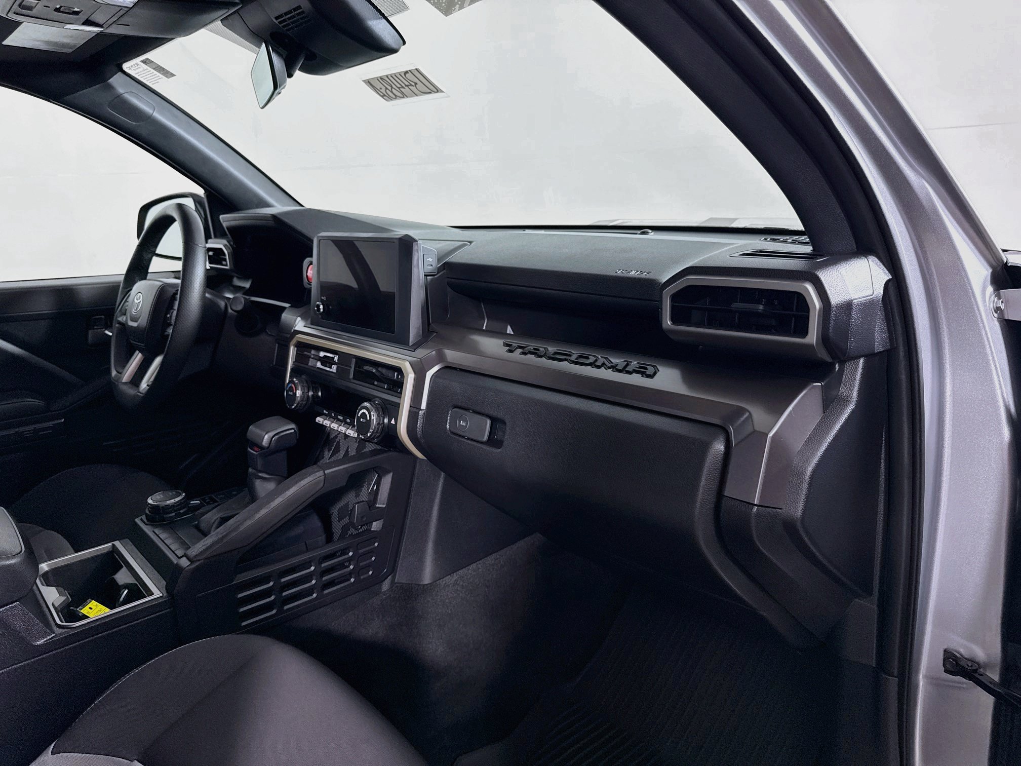 Certified 2025 Toyota Tacoma TRD Sport AWD/4WD image 24