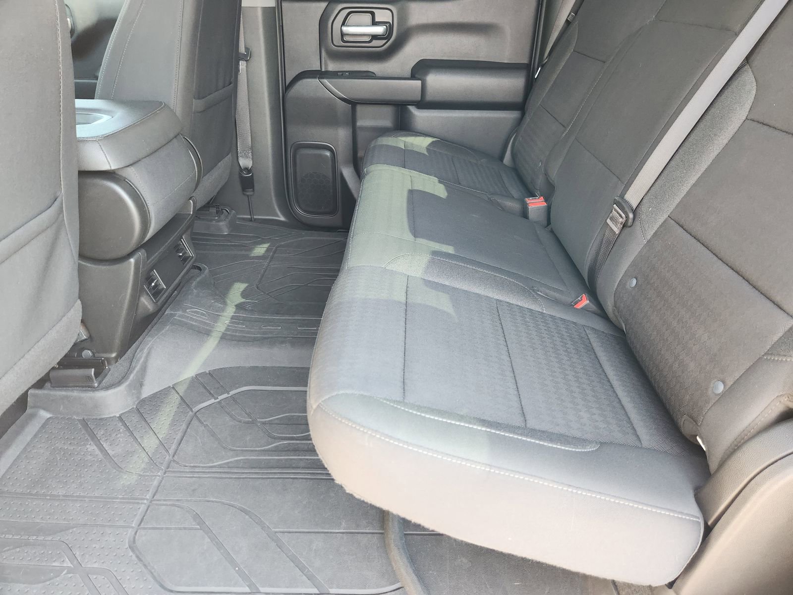 Used 2022 Chevrolet Silverado 1500 Custom image 34