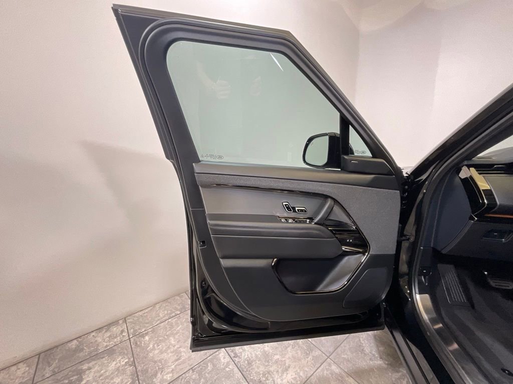 Used 2023 Land Rover Range Rover Sport SE image 44