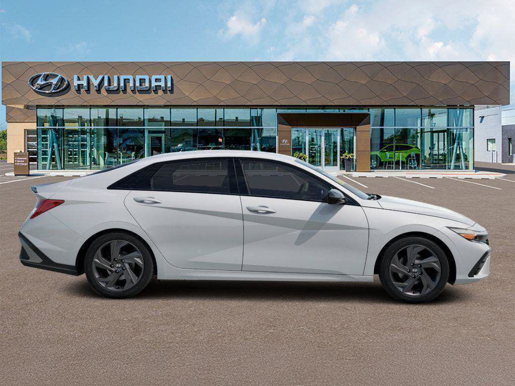 New 2026 Hyundai Elantra SEL Sport FWD image 6