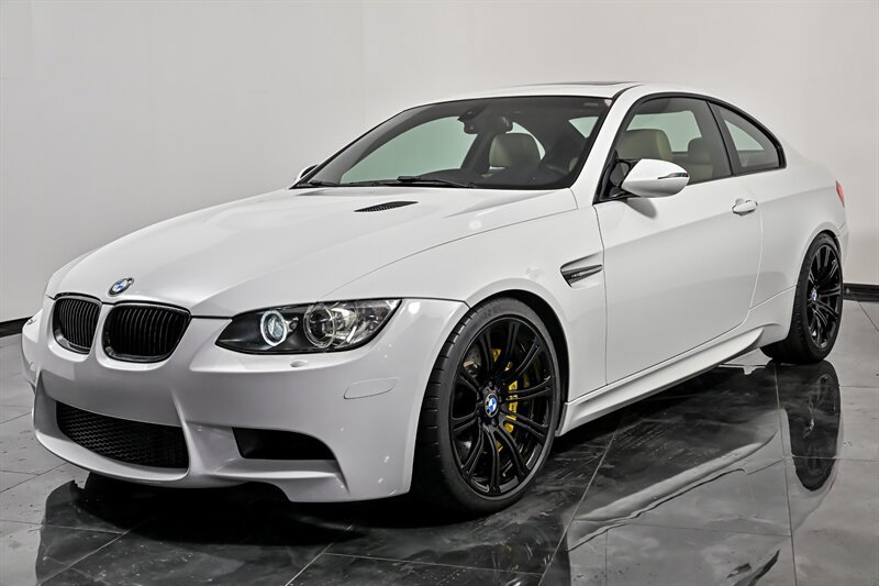 Used 2011 BMW M3 Coupe RWD image 5