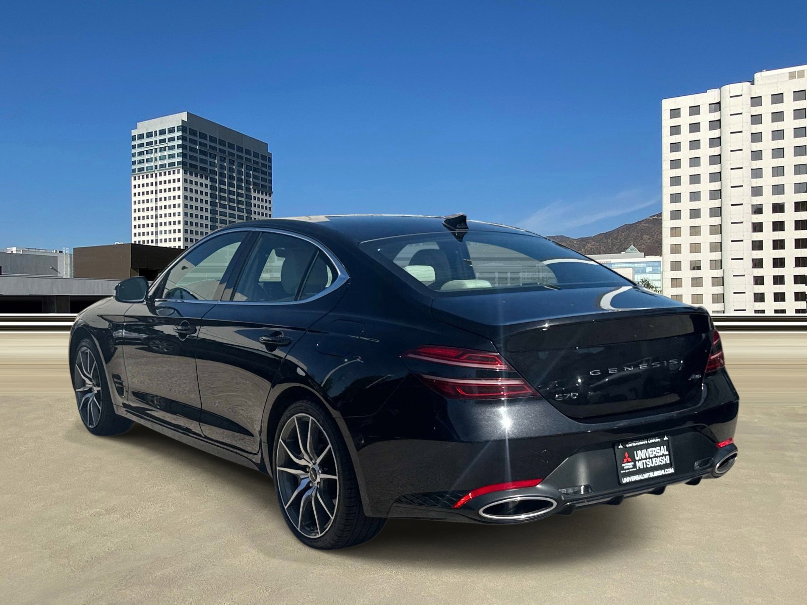 Used 2025 Genesis G70 2.5T AWD/4WD image 3