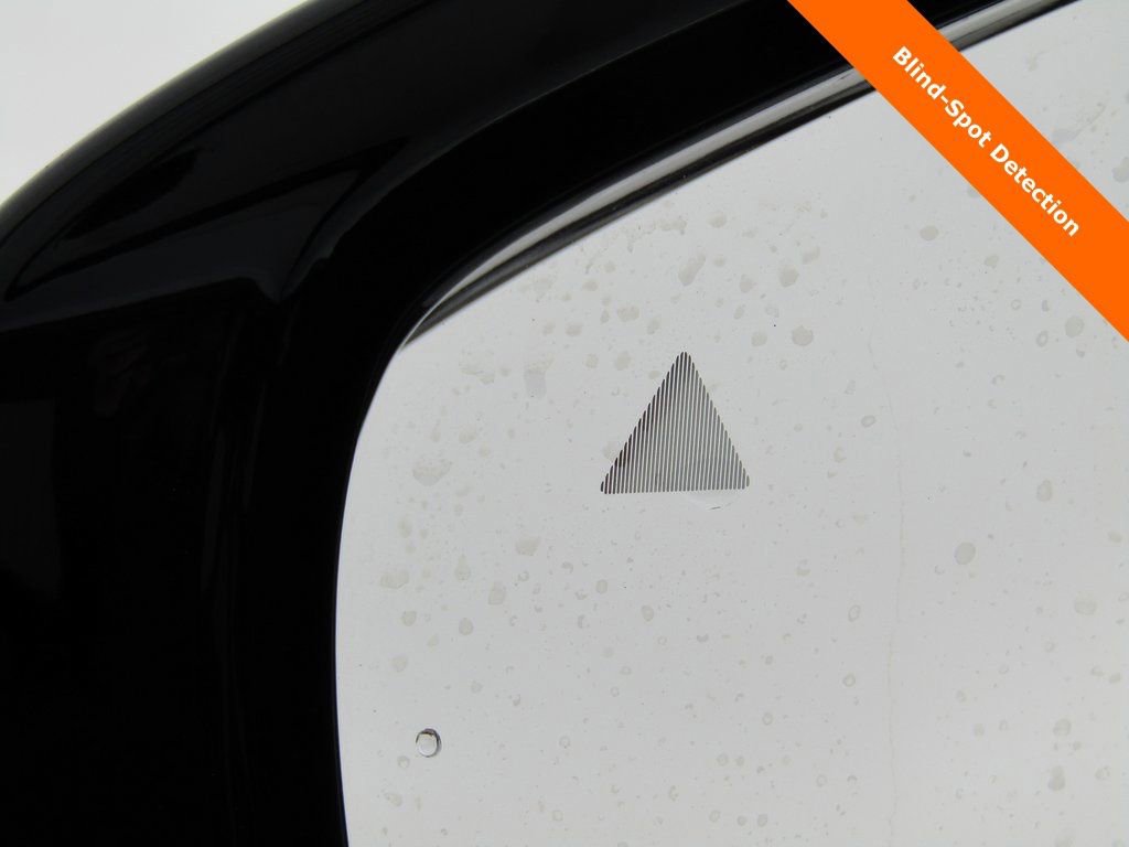 New 2026 Chrysler Pacifica Limited w/ S Appearance Package image 9