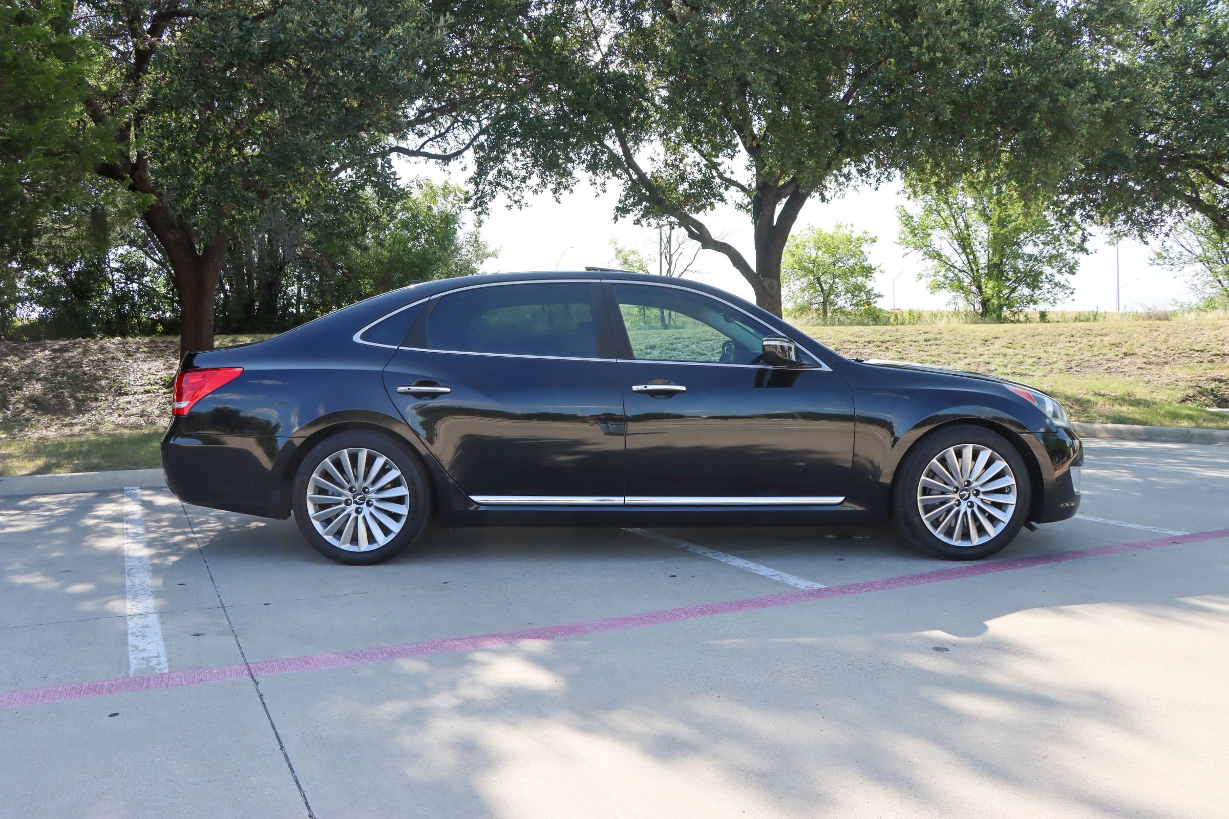 Used 2016 Hyundai Equus Ultimate RWD image 8