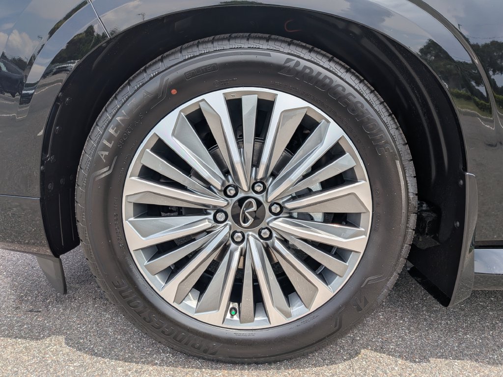 New 2027 INFINITI QX80 Luxe w/ Exterior Package RWD image 10