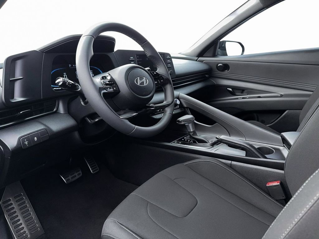New 2026 Hyundai Elantra Sport image 14