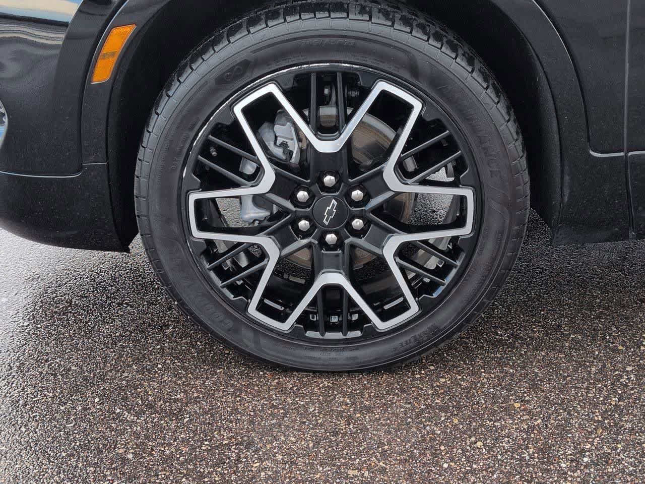 Used 2023 Chevrolet Blazer RS w/ Driver Confidence II Package FWD image 13