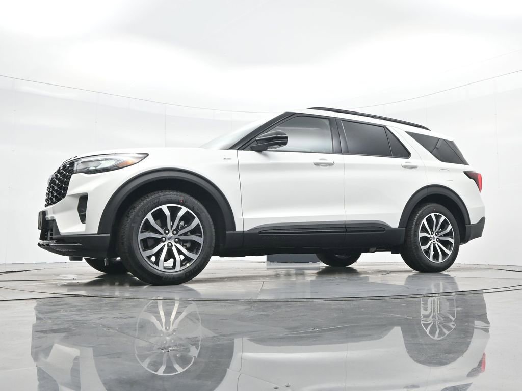 New 2026 Ford Explorer ST-Line w/ Premium Package image 33