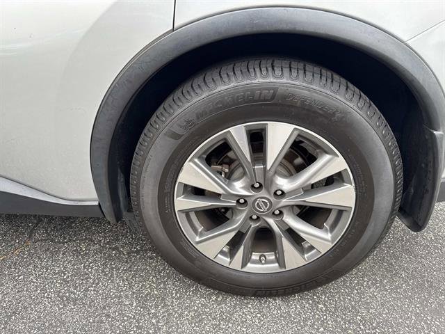 Used 2017 Nissan Murano SL image 7