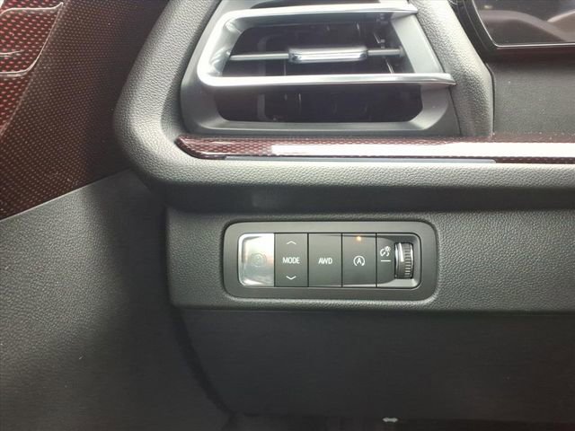 New 2026 Chevrolet Traverse Z71 w/ Enhanced Driving Package image 13