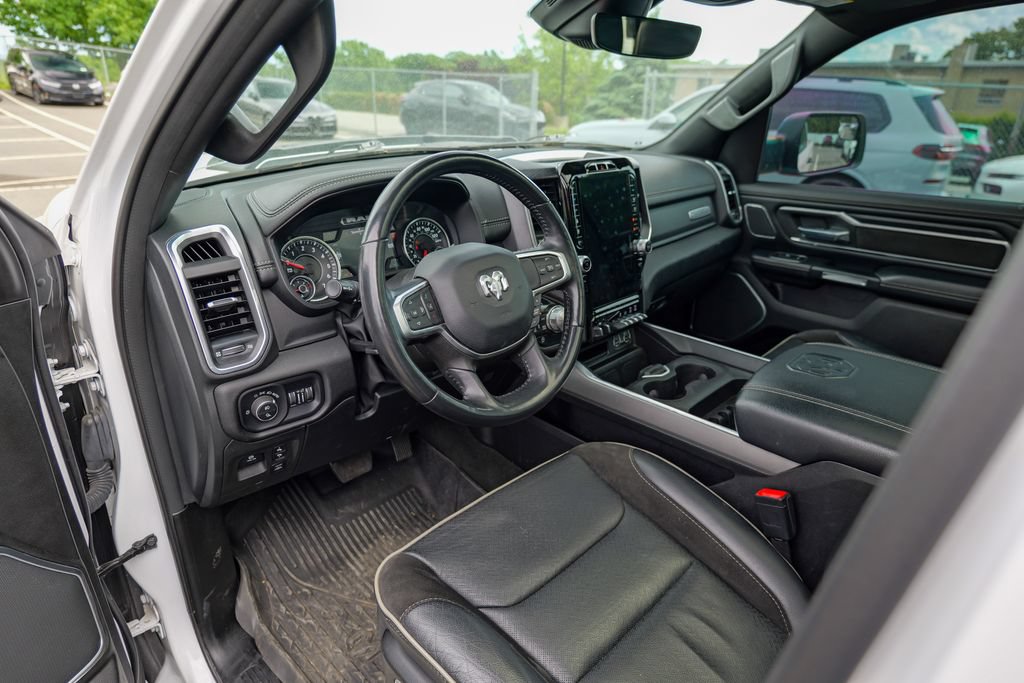 Used 2023 RAM 1500 Laramie AWD/4WD image 25