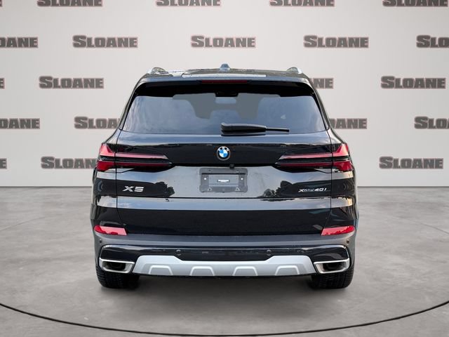 Used 2024 BMW X5 xDrive40i w/ Premium Package AWD/4WD image 4