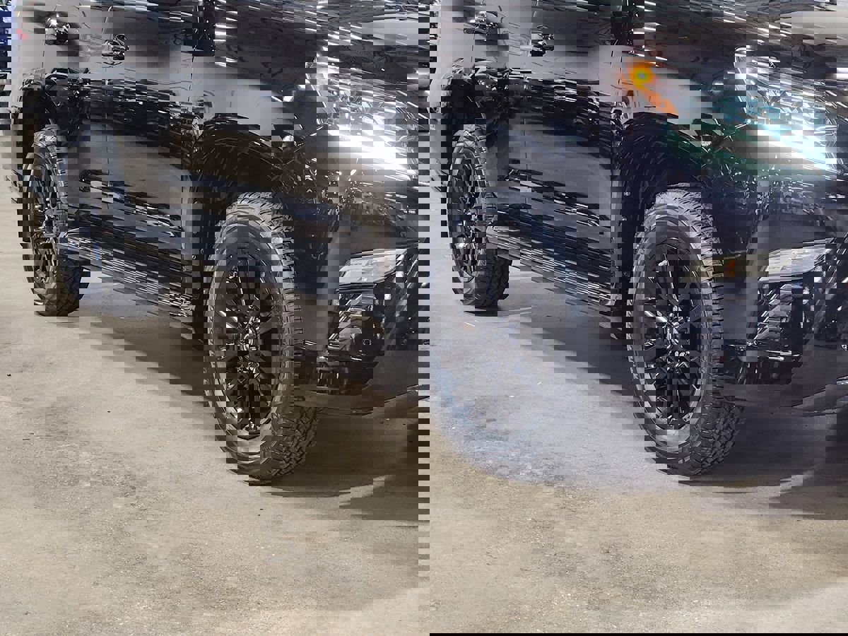 Used 2023 Lexus GX 460 image 16