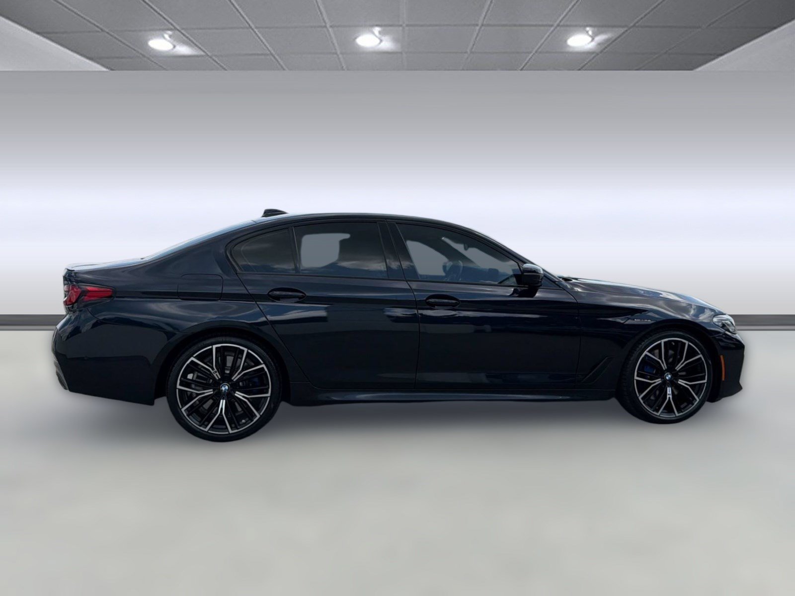 Certified 2023 BMW 540i w/ M Sport Package RWD image 7