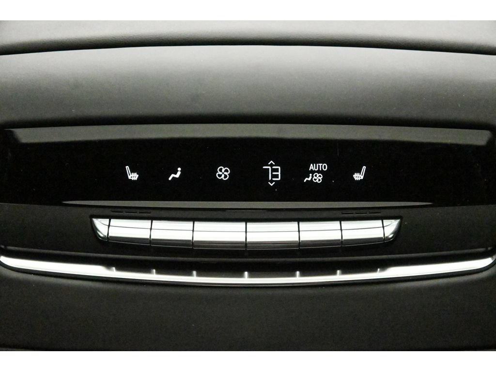 New 2025 Cadillac Escalade Sport Platinum w/ LPO, ONYX Package AWD/4WD image 18