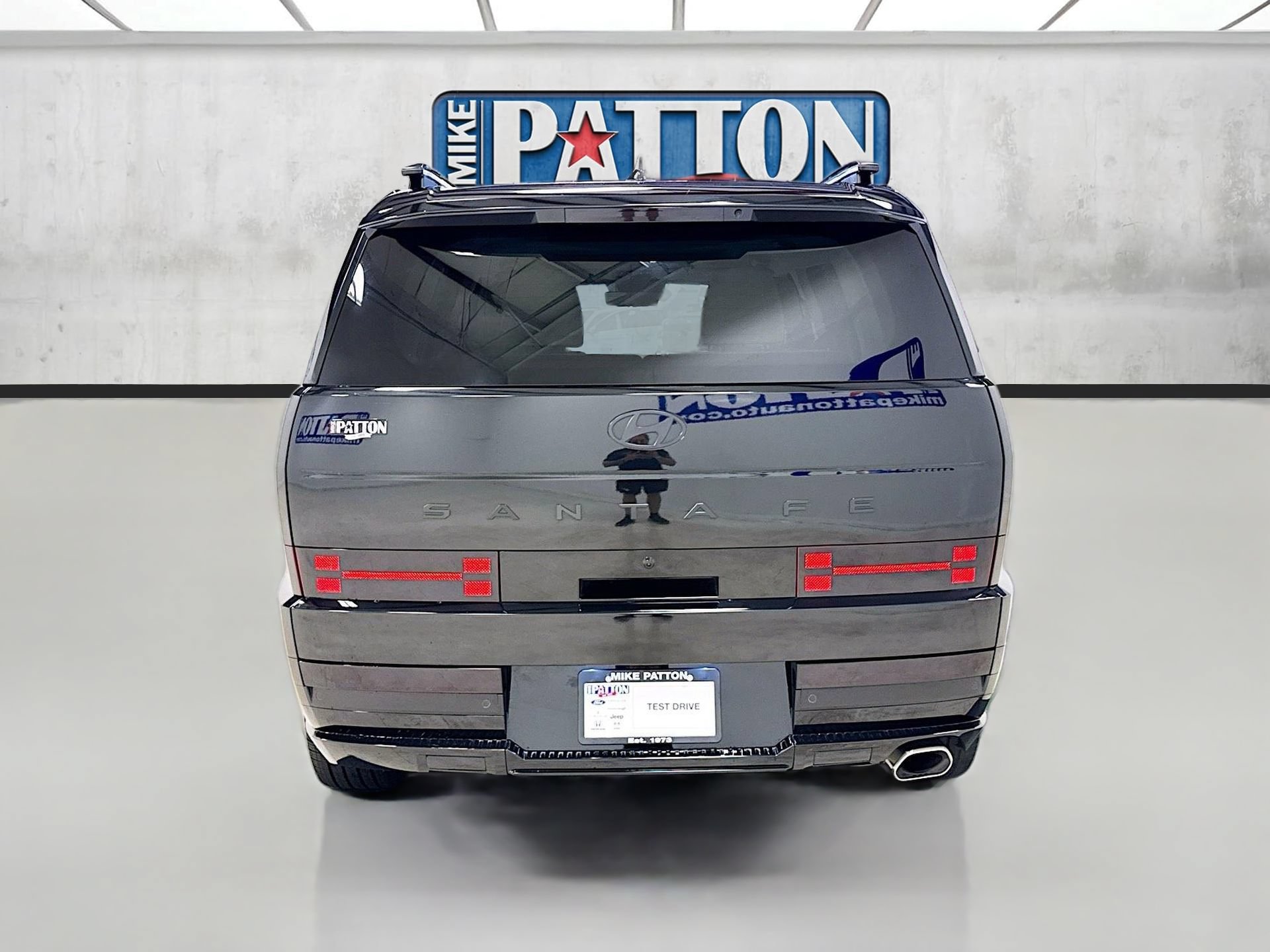 Used 2025 Hyundai Santa Fe Calligraphy FWD image 6
