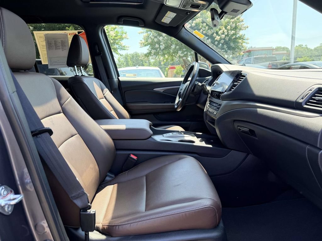 Used 2025 Honda Ridgeline RTL image 9